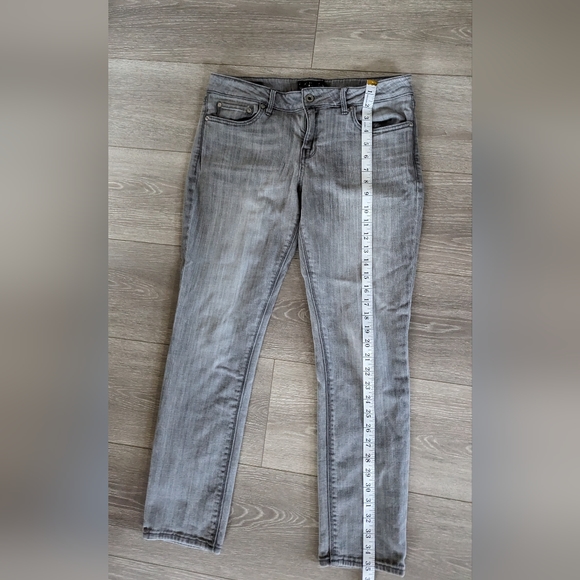 Lucky Brand Gray jeans - Picture 3 of 5